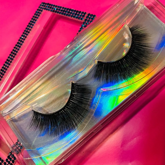 Ivony- Mink Eyelashes - Picture 1 of 1